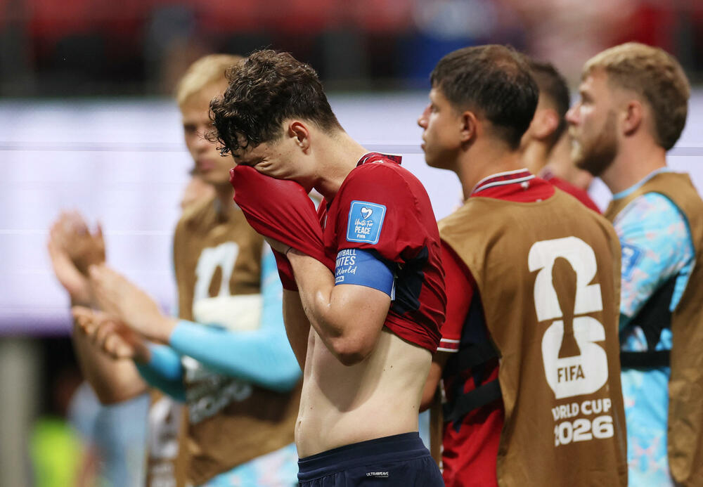 <p>"Knedličke" vodile do finiša, pa primile gol iz penala - selekcija "bafana bafana" bodom sačuvala šanse da prođe dalje (1:1)</p>