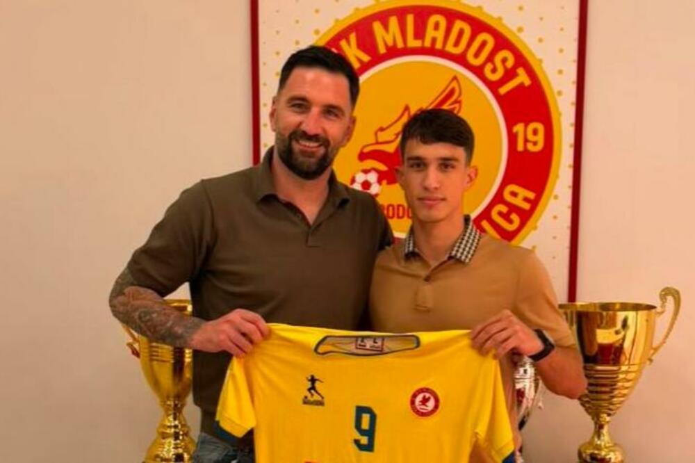 Foto: Printscreen / OFK Mladost Lob.bet