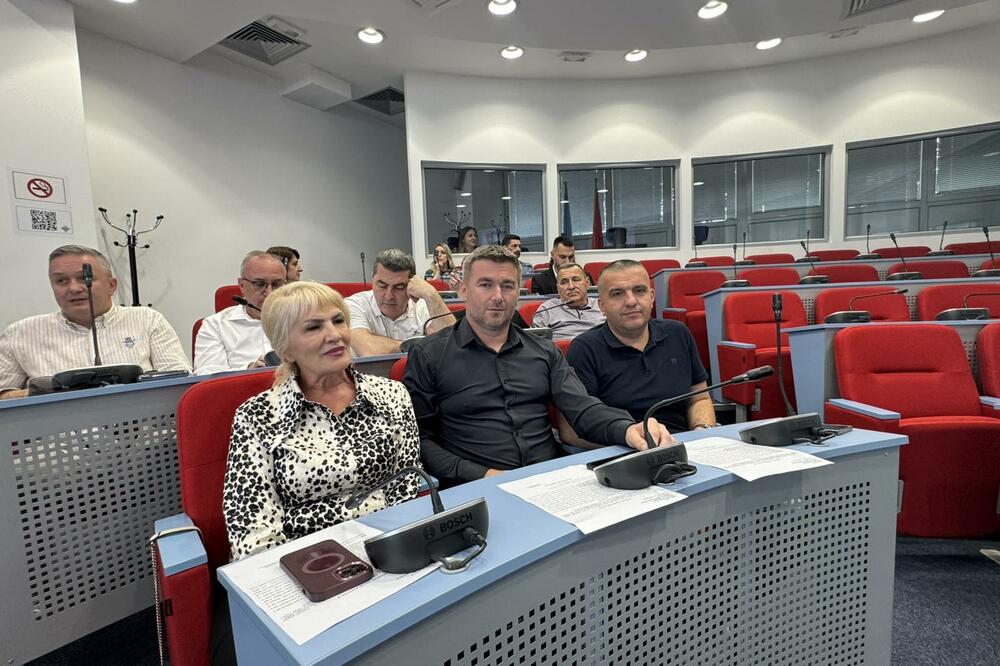 Sa sednice, Foto: Jadranka Ćetković