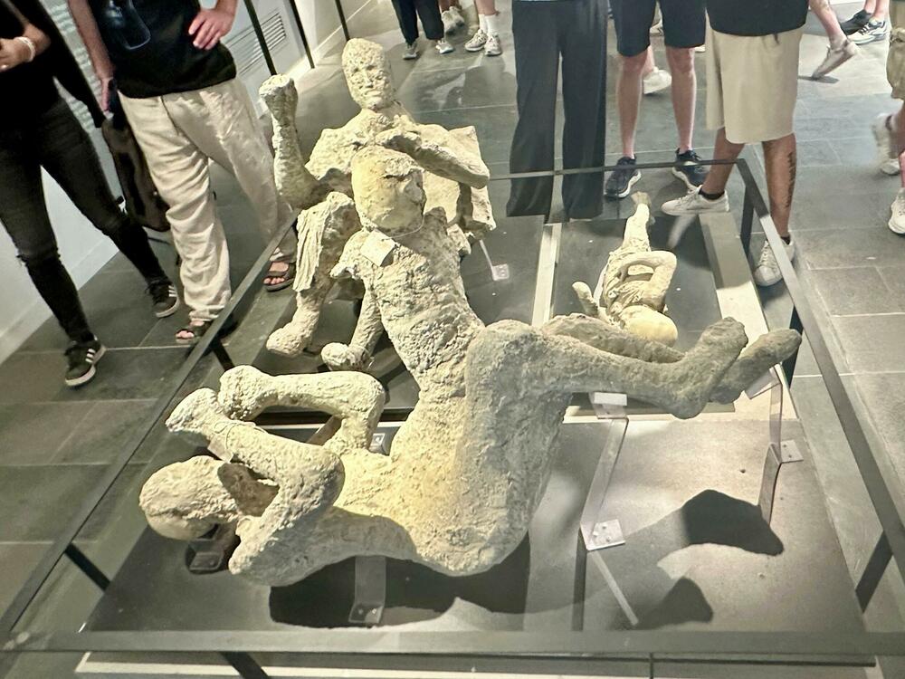 Figure od gipsa, odlivci žrtava erupcije Vezuva