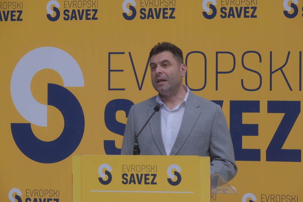 “Ciljamo apstinente, ali želimo i nove birače”: Vujović