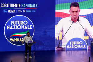 Desničarski general uzdrmao italijansku politiku