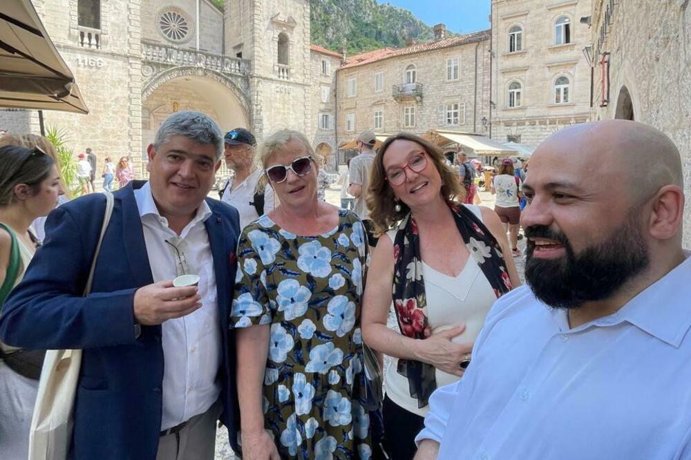 Zdesna ulijevo: Rodrigo Morais i Luciane de Jong (Brazil), Lenka Blehova i Olav Šrader (Holandija), Foto: Boka F
