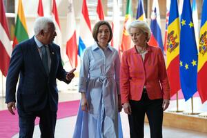 Fon der Lajen: Moldavija će dobiti 523 miliona eura ako do kraja...