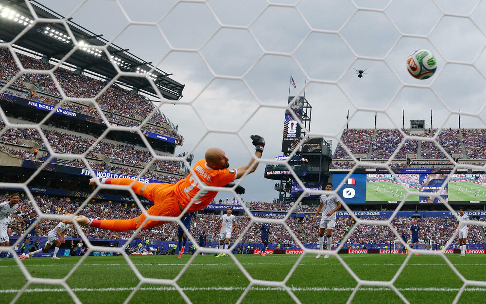 <p>Dva nova pogotka asa Real Madrida, "trikolori" prošli u nokaut fazu Mundijala</p>