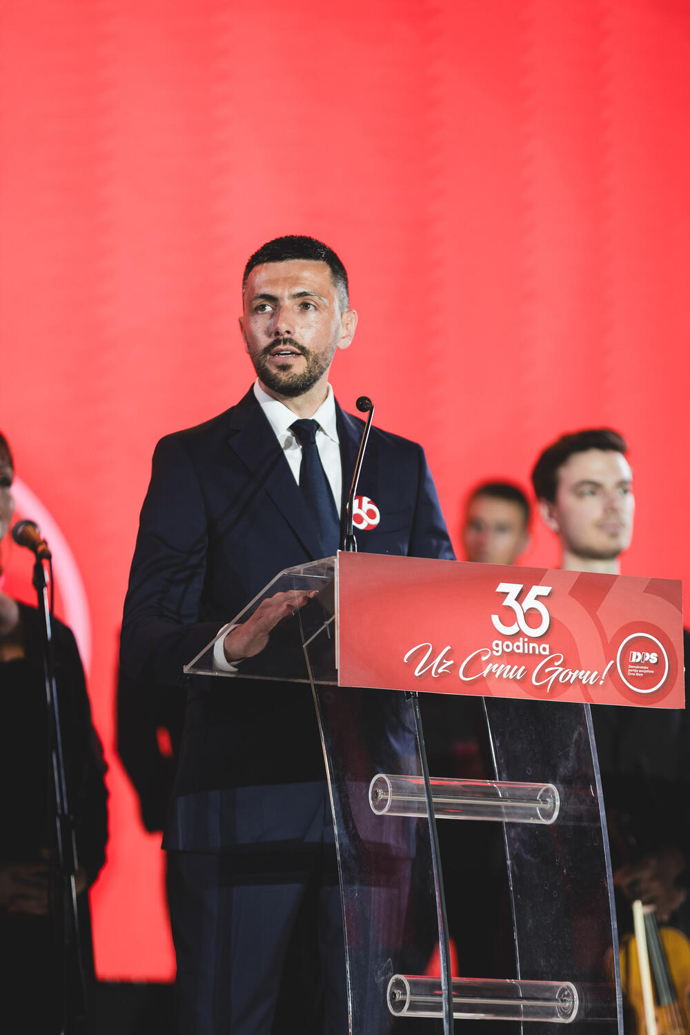 <p>"DPS je trajao i opstajao zato što je bila uz Crnu Goru onda kada su se donosile najvažnije odluke", rekao je predsjednik DPS-a<br /> </p>