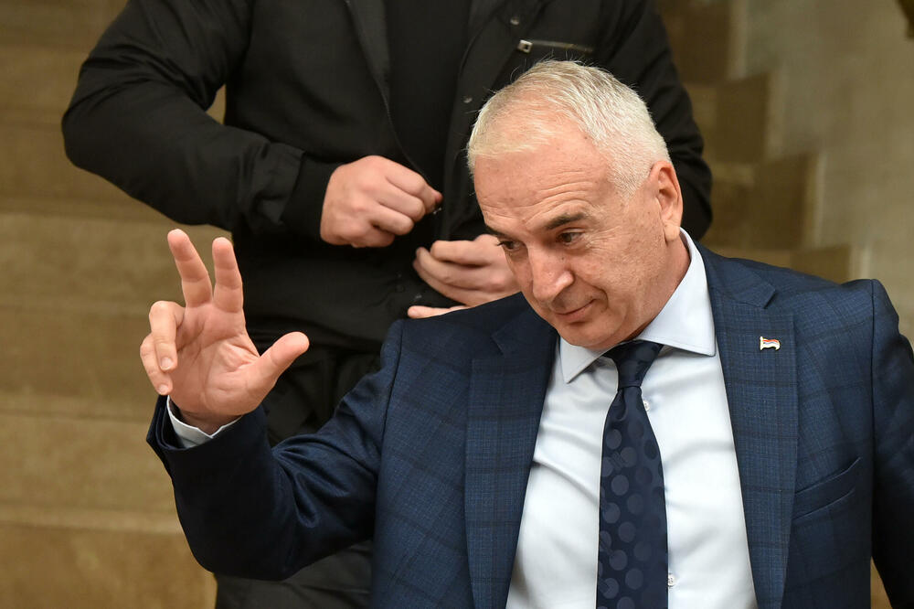 &ldquo;Nećemo da se stidimo trobojke. To je naša istorija. To smo mi&rdquo;: Đurović, Foto: BORIS PEJOVIC