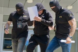 U ekipi švercera i policajac Šekularac? Nova akcija SDT-a i SPO-a...