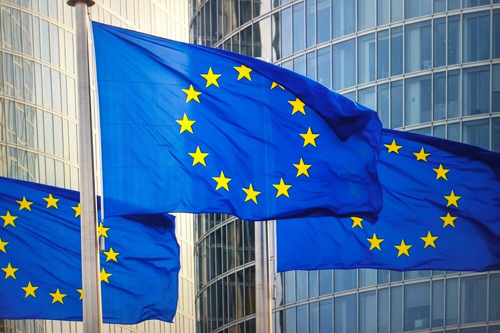 Zastave EU (Ilustracija), Foto: Shutterstock