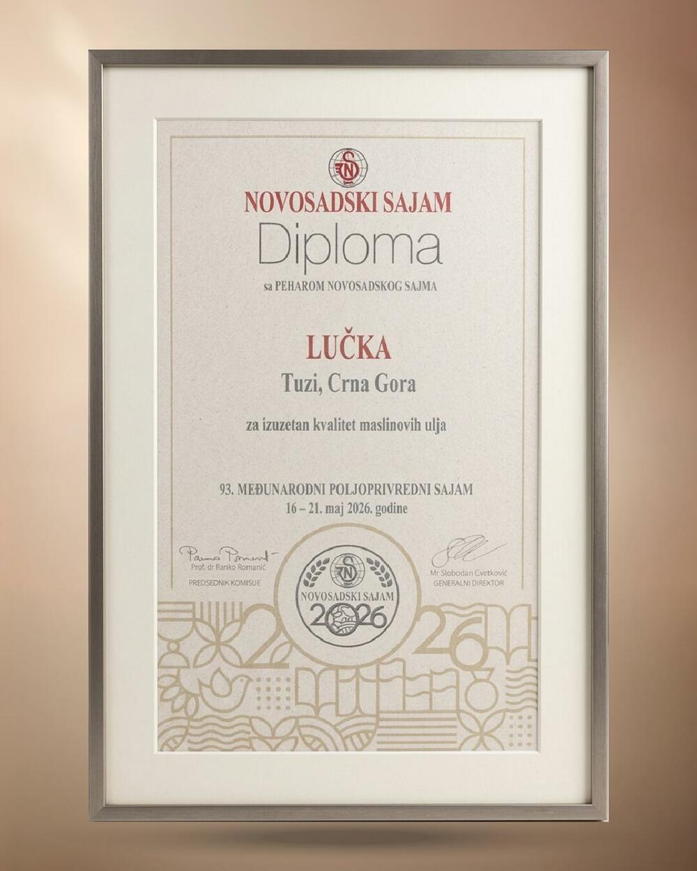 <p>Uljara &bdquo;Lučka&ldquo; ostvarila je istorijski niz uspjeha na domaćoj, regionalnoj i globalnoj sceni, potvrdivši status apsolutnog lidera u proizvodnji vrhunskog ekstra djevičanskog maslinovog ulja. Spajajući tradiciju, rigorozan naučni pristup i tehnologiju, ovaj brend je postao sinonim za inovaciju i beskompromisan kvalitet u agrobiznisu.</p>