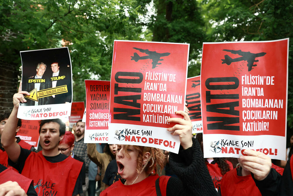 Protest protiv NATO-a u Ankari 13. juna