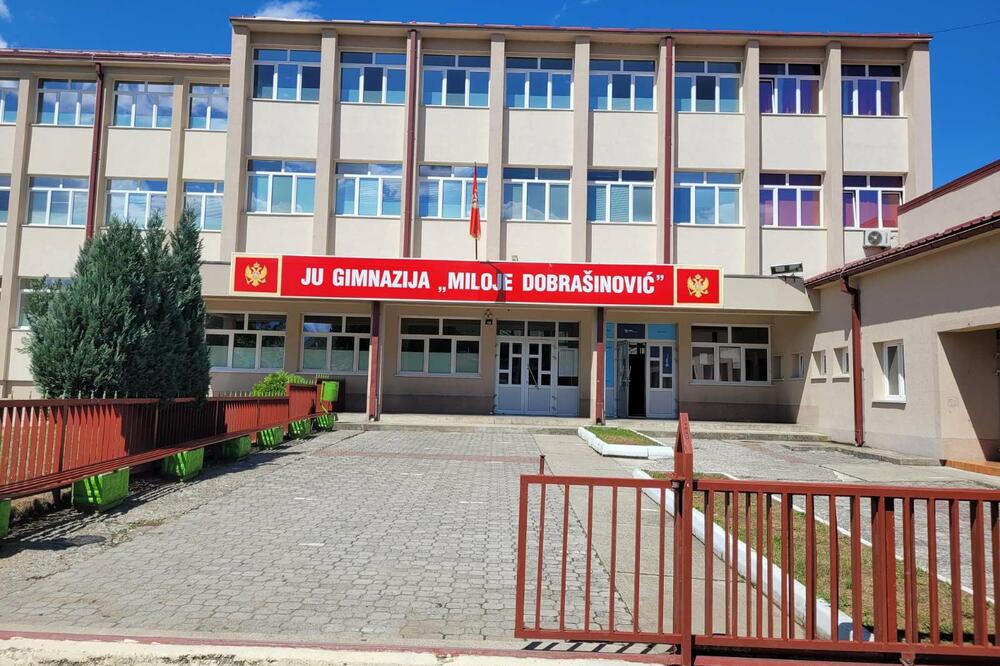 Gimnazija &ldquo;Miloje Dobrašinović&rdquo;, Foto: Jadranka Ćetković