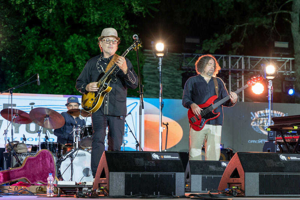 <p>Nakon fantastičnog otvaranja u Tivtu, drugo veče 11. Made in New York Jazz Festivala održano je sinoć na Ljetnjoj pozornici na Cetinju</p>