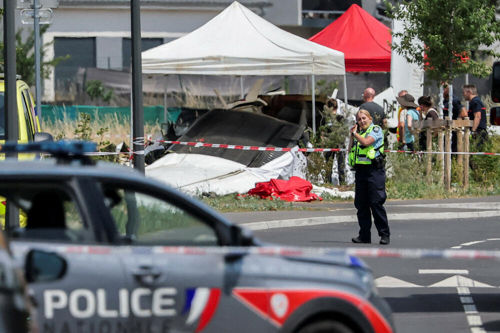 <p>Avion je pripadao školi za padobranstvo. U nesreći su poginuli pilot i svih deset putnika - pet polaznika obuke i pet instruktora</p>