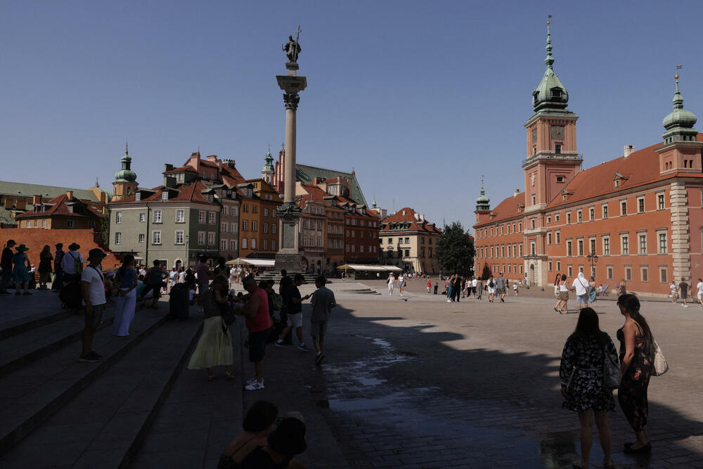 <p>U narednih dan ili dva oluje bi mogle pogoditi djelove Francuske i Njemačke, dok meteorolozi za ovu sedmicu prognoziraju svježije vrijeme u velikom dijelu zapadne Evrope, kako se toplotni talas pomjera dublje ka centralnoj Evropi i Balkanu</p>