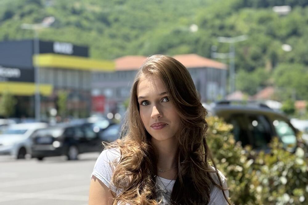 Debitantski roman objavila sa 14 godina: Anastasija Kovačević, Foto: Jadranka Ćetković