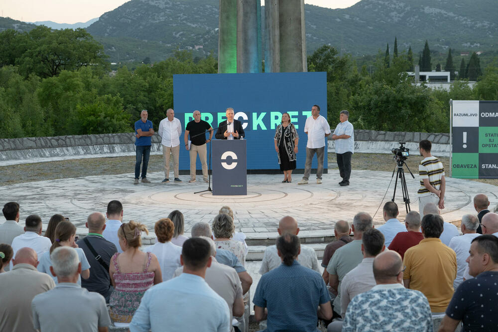 Foto: Pokret Preokret