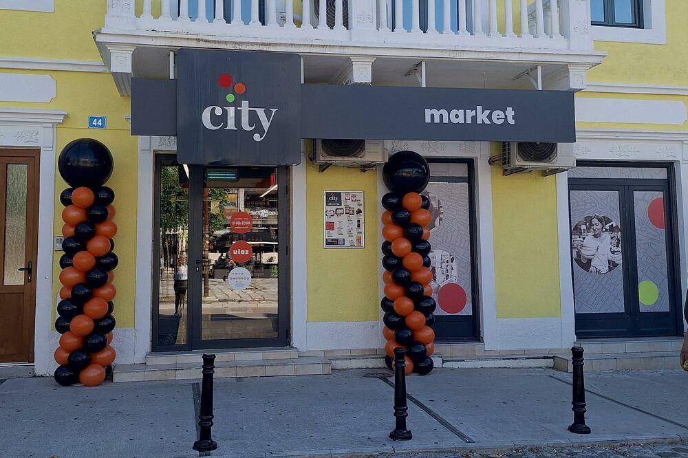 Renovirani City market na Cetinju ponovo otvorio vrata kupcima