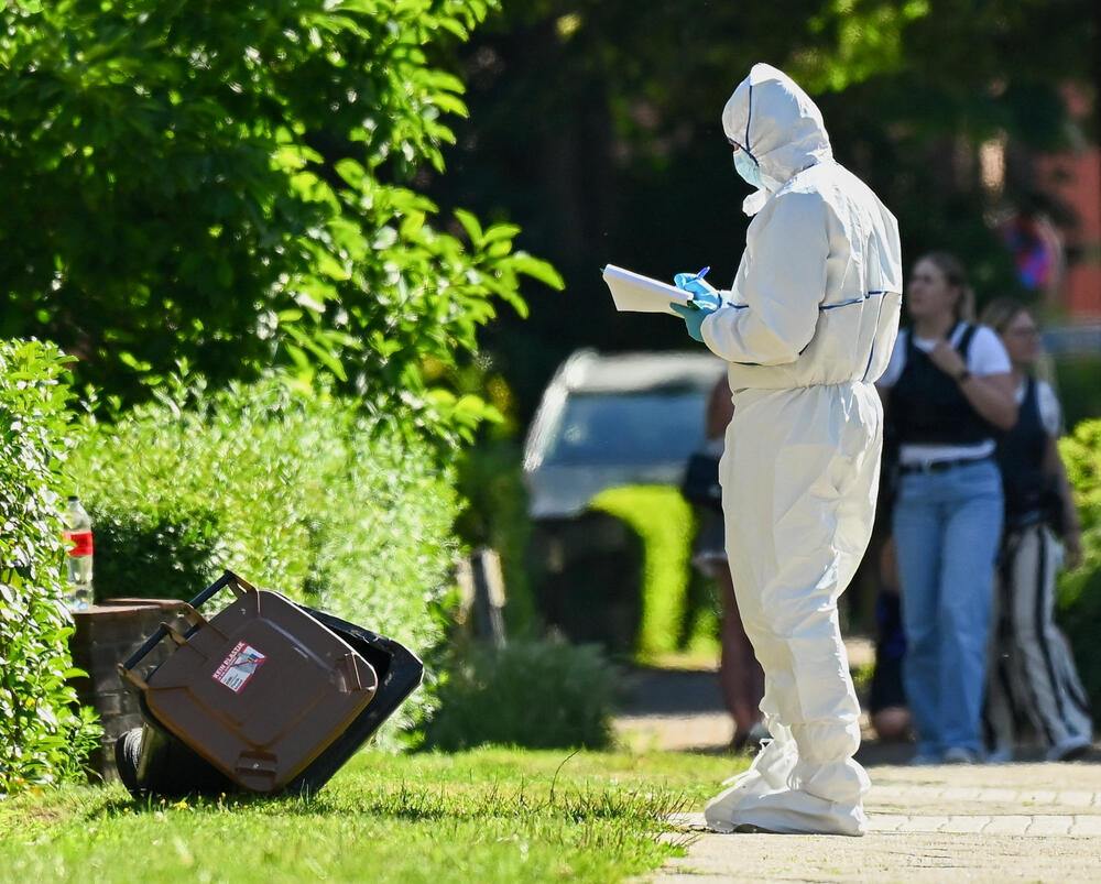 <p>Nakon incidenta, policija je upozorila stanovnike da se drže dalje od tog područja, ali je kasnije saopštila da nema opasnosti po širu javnost</p>