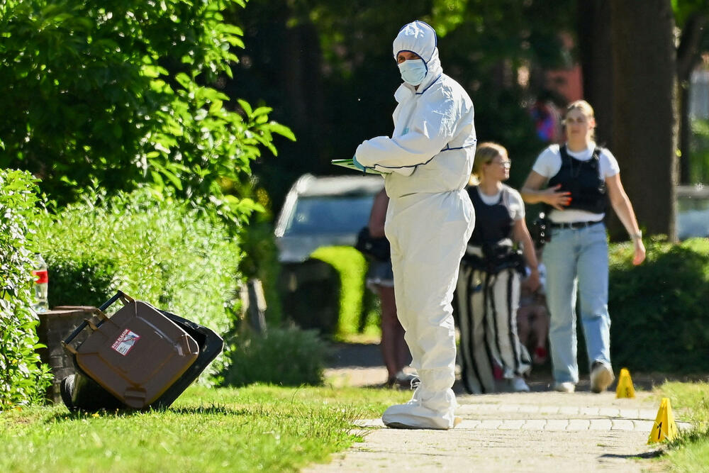<p>Nakon incidenta, policija je upozorila stanovnike da se drže dalje od tog područja, ali je kasnije saopštila da nema opasnosti po širu javnost</p>