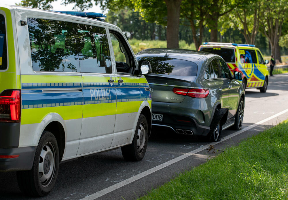 <p>Nakon incidenta, policija je upozorila stanovnike da se drže dalje od tog područja, ali je kasnije saopštila da nema opasnosti po širu javnost</p>