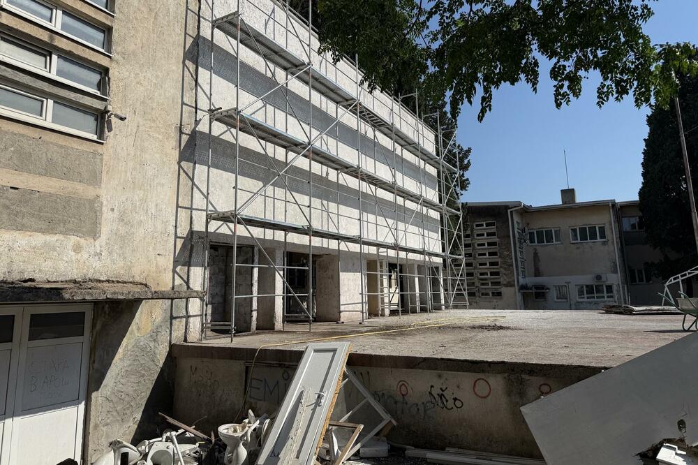 Radno ljeto za OŠ &ldquo;Savo Pejanović&rdquo; u centru Podgorice, Foto: Nikola Saveljić