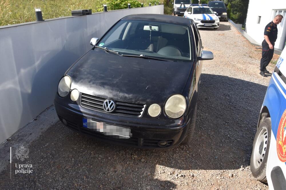 <p>Trojica Rožajaca su lišena slobode u policijskoj akciji koordinisanoj sa bjelopoljskim Višim tužilaštvom</p>