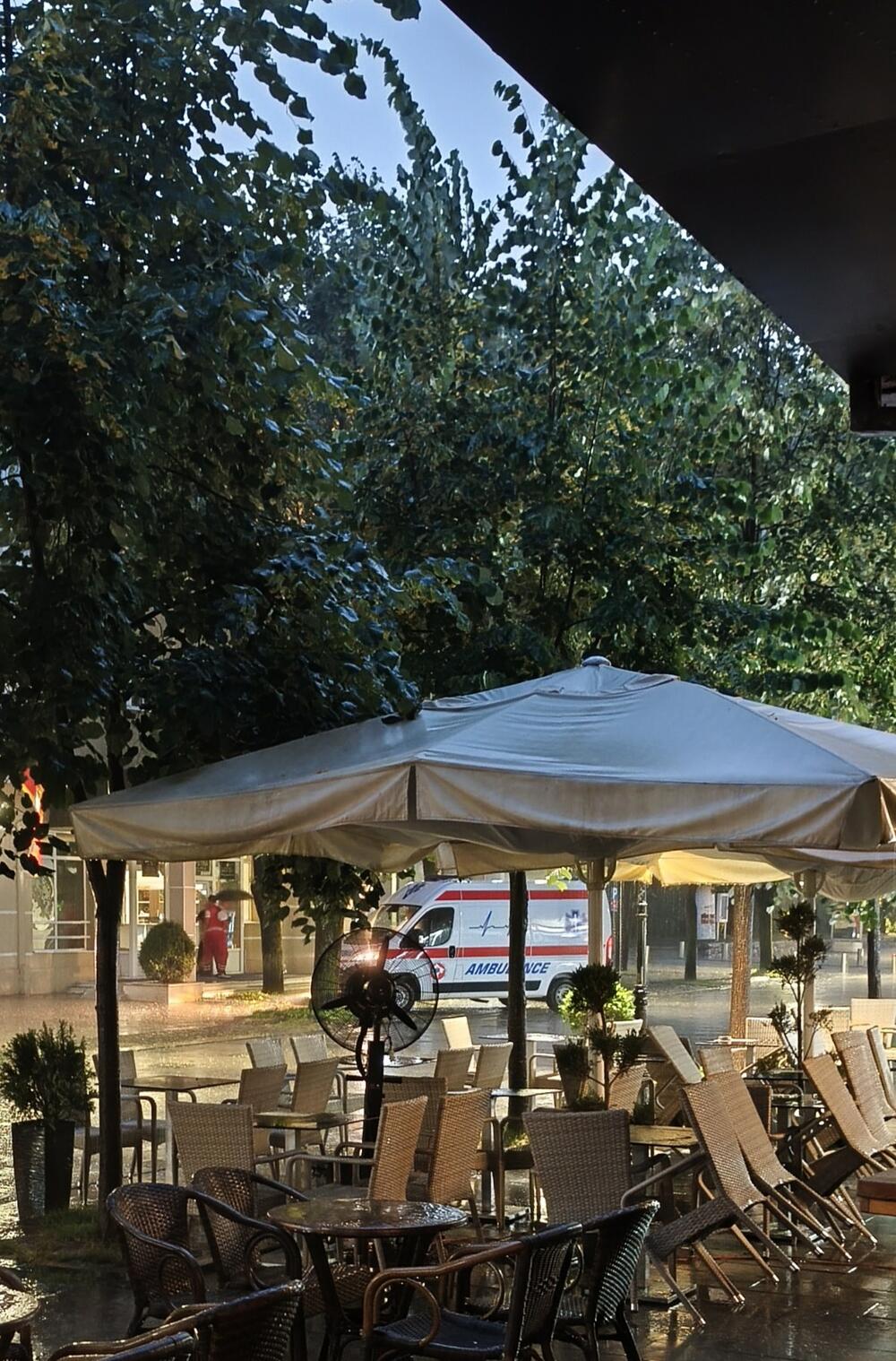 Ekipa Hitne pomoći u obilazi Vrevu