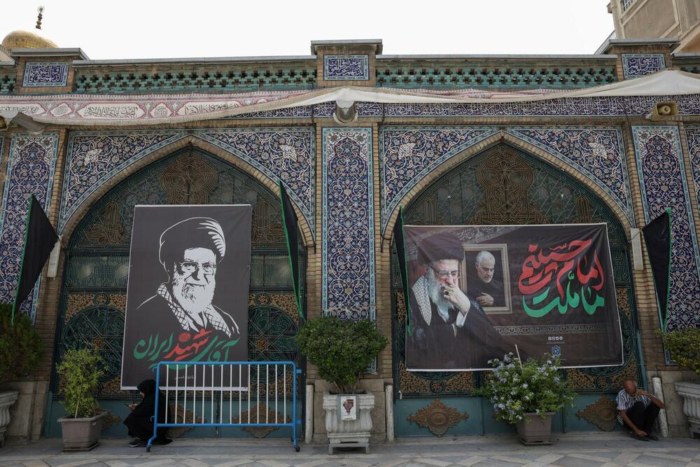 Iran upozorava SAD i Izrael uoči sahrane Hamneija
