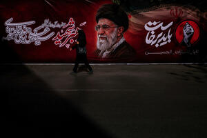Iran se oprašta od Hamneija: Počele masovne pogrebne povorke