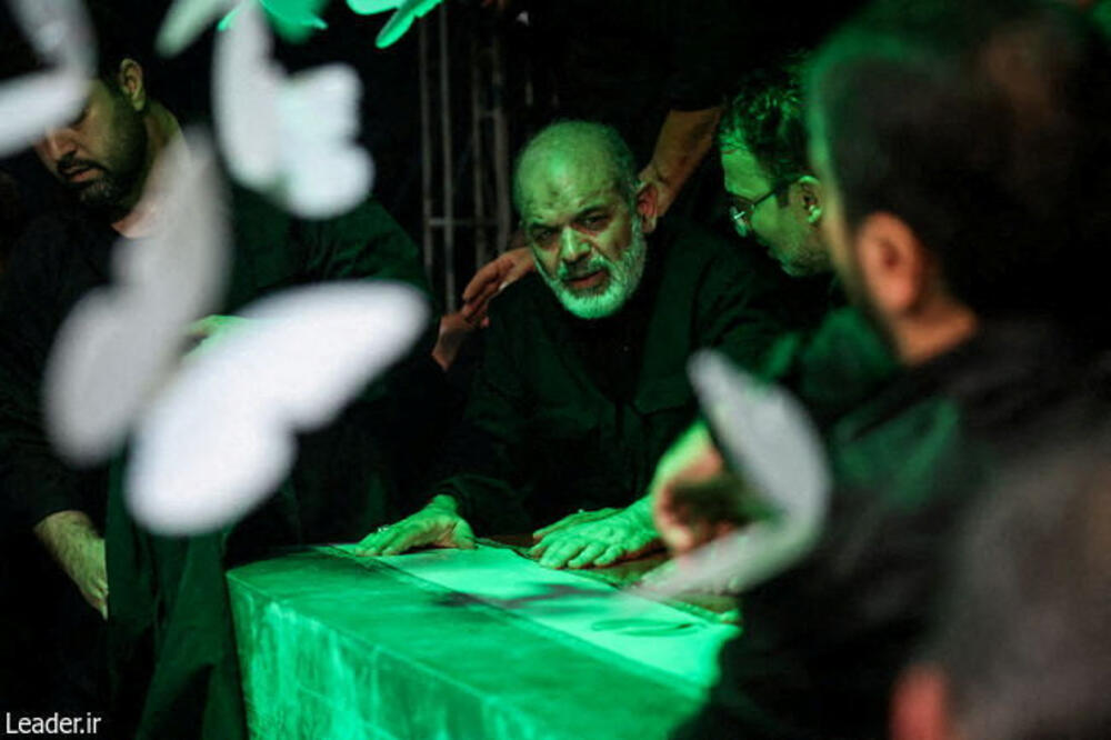Komandant Korpusa garde islamske revolucije Ahmad Vahidi tokom pogrebne ceremonije 