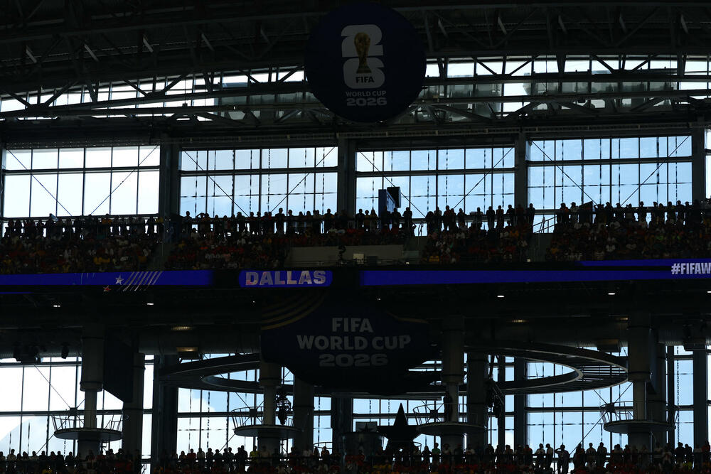 Dalas, Dalas stadion