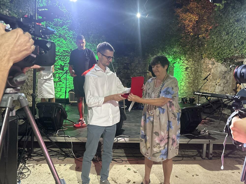 <p>Festival &bdquo;Godinjske zvjezdane noći&ldquo; nastavlja da kulturom njeguje ognjište, crnogorsku istoriju i tradiciju</p>