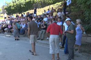 Mještani Spuža organizovali zbor: Tvrde da se u Zetu ispuštaju...