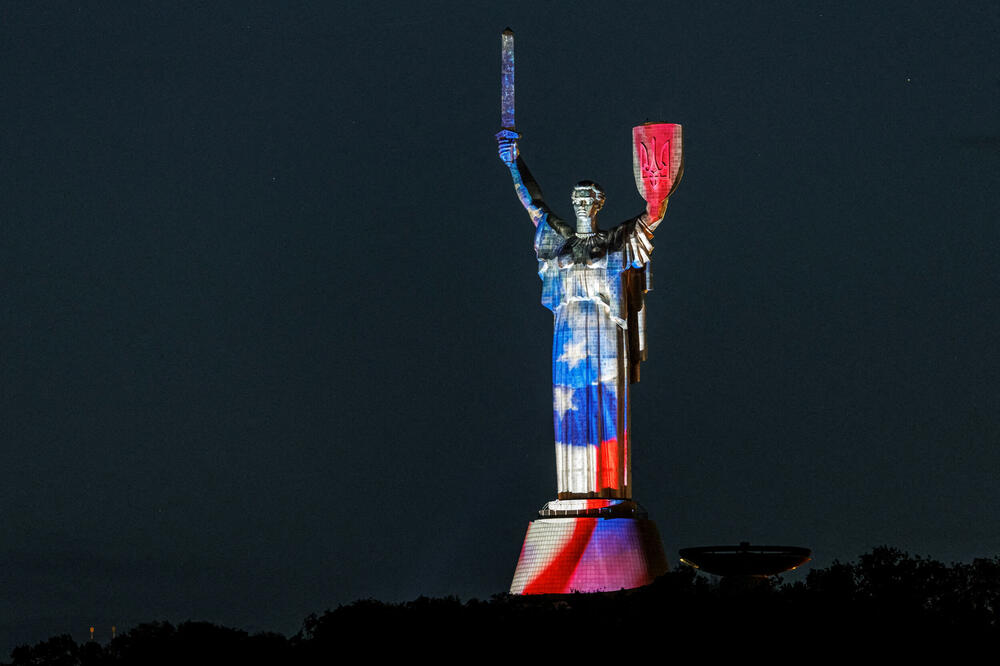 Statua Spomenika domovini u Kijevu, Foto: Reuters