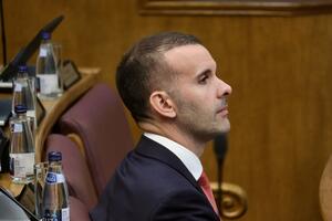 Premijer danas odgovara na pitanja poslanika, prenos uživo na TV...