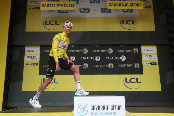 Pogačar kam nach der 6. Etappe der Tour zur Besinnung – Pogačar sichert sich das Gelbe Trikot