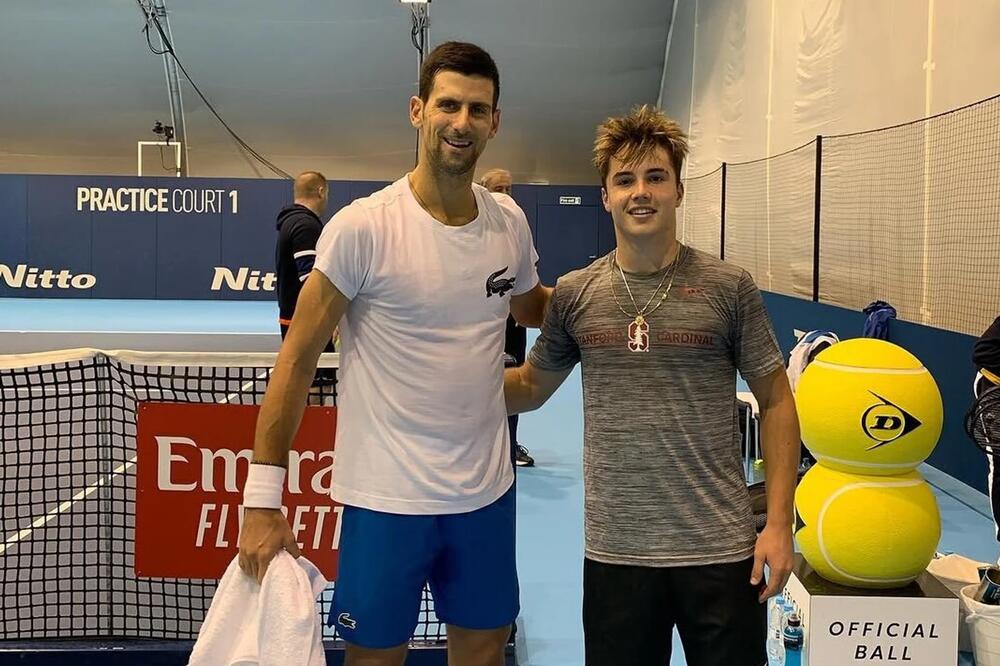 Prije pet i po gdina Feri je zagrijavao Đokovića za finale ATP, sada u prilici za najveće protiv njega, Foto: Instagram/arthurfery