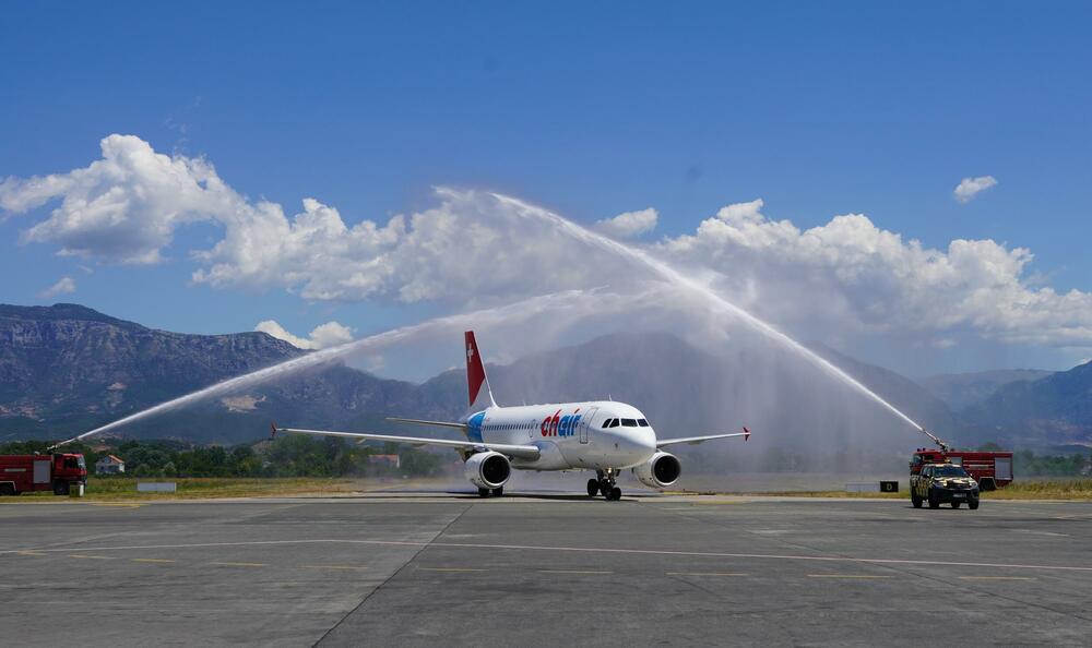 Međunarodni aerodrom Tirana