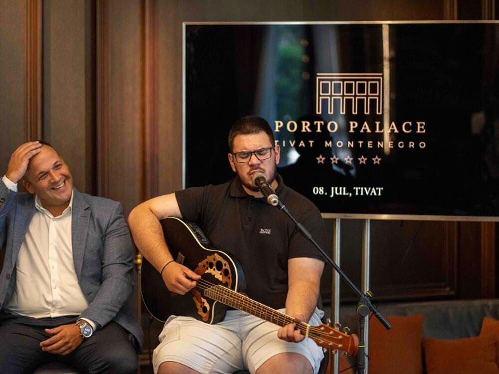 <p>Na konferenciji za medije održanoj u hotelu &ldquo;Porto Palace&rdquo; u Tivtu, zvanično su predstavljeni pokrovitelji i partneri šestog izdanja najvećeg muzičko-pivskog festivala u Crnoj Gori, Montenegro Beer Festa 2026, koji će se od 31. jula do 02. avgusta održati na Cetinju.</p>