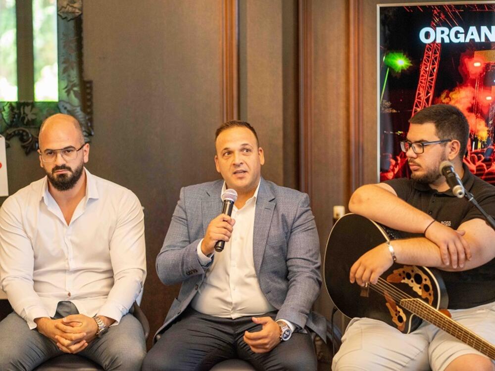 <p>Na konferenciji za medije održanoj u hotelu &ldquo;Porto Palace&rdquo; u Tivtu, zvanično su predstavljeni pokrovitelji i partneri šestog izdanja najvećeg muzičko-pivskog festivala u Crnoj Gori, Montenegro Beer Festa 2026, koji će se od 31. jula do 02. avgusta održati na Cetinju.</p>
