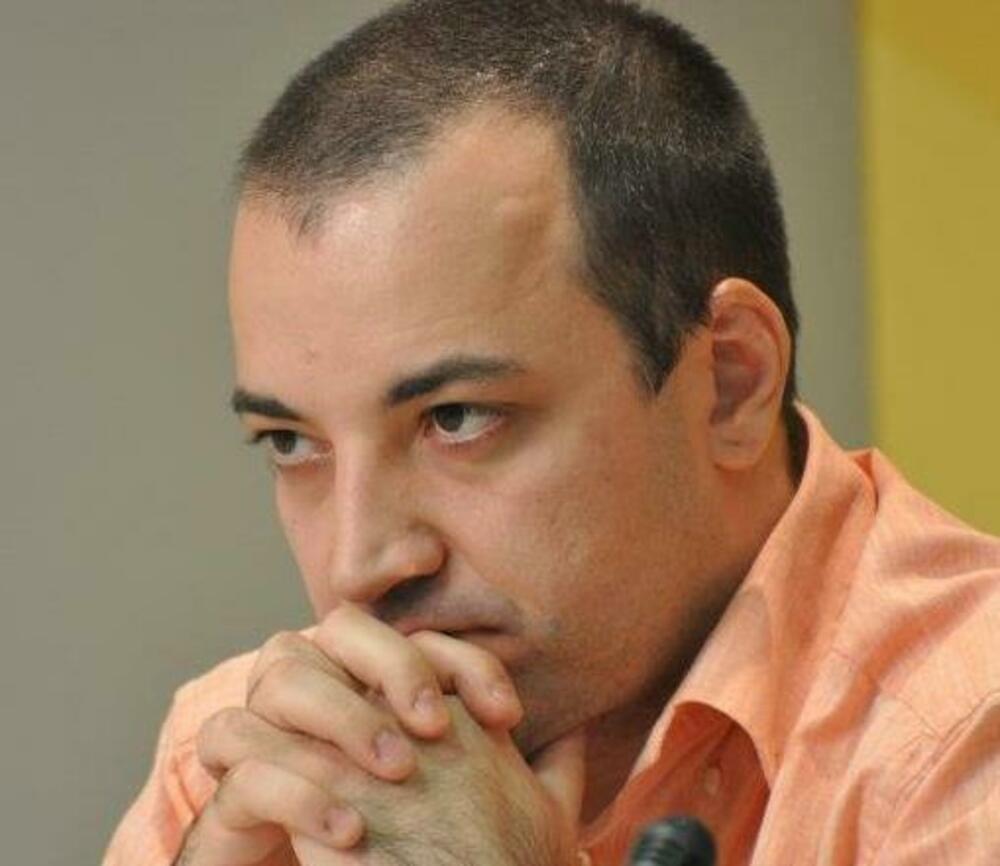 Učimo nove generacije da je dozvoljeno lagati: Dragan Popović