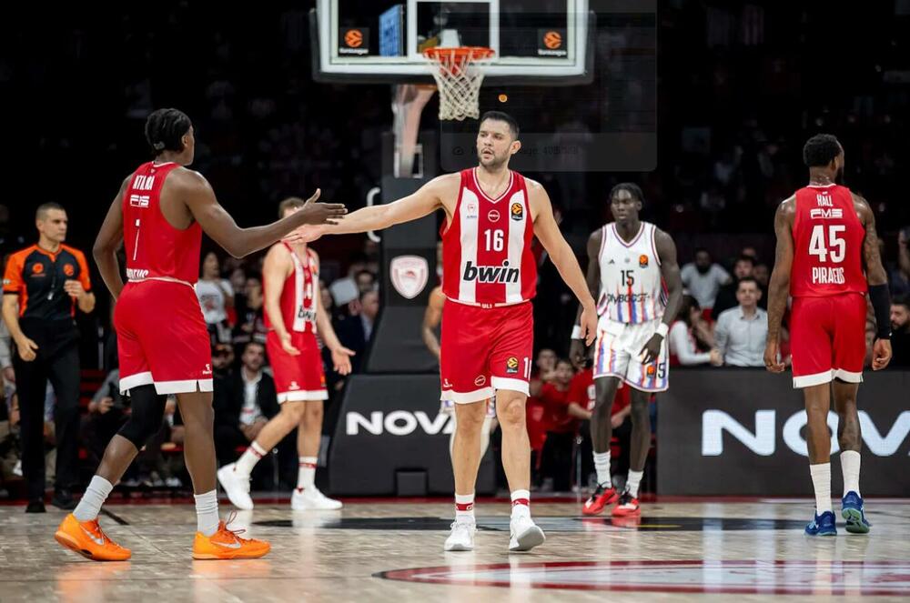 Papanikolau produžio saradnju sa Olimpijakosom
