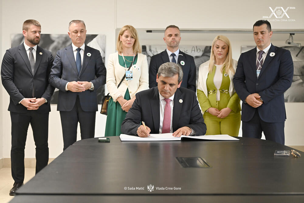 <p>Ministar vanjskih poslova Ervin Ibrahimović je predvodio delegaciju Vlade Crne Gore na komemoraciji povodom obilježavanja 31. godišnjice genocida u Srebrenici</p>
