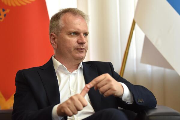Perić: Dobio sam poruku da je pametno da se primirim, potom je...