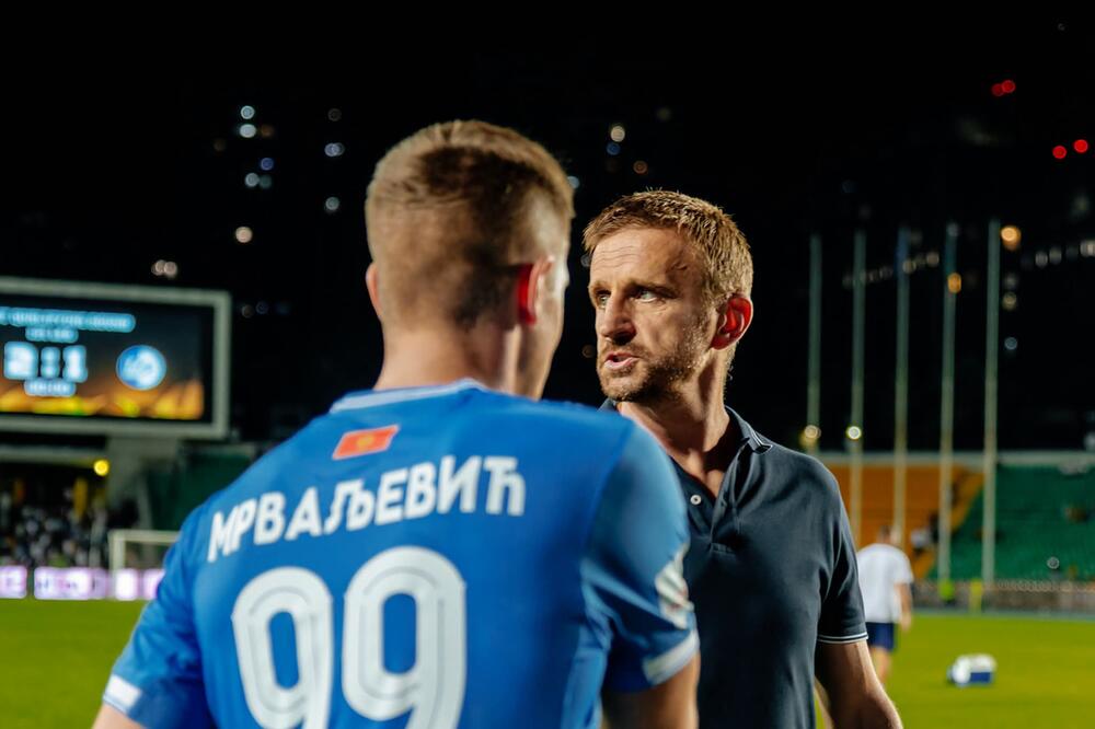 Peković sa strijelcem jedinog gola u prvom meču za Sutjesku, Mrvaljevićem, Foto: FK Sutjeska