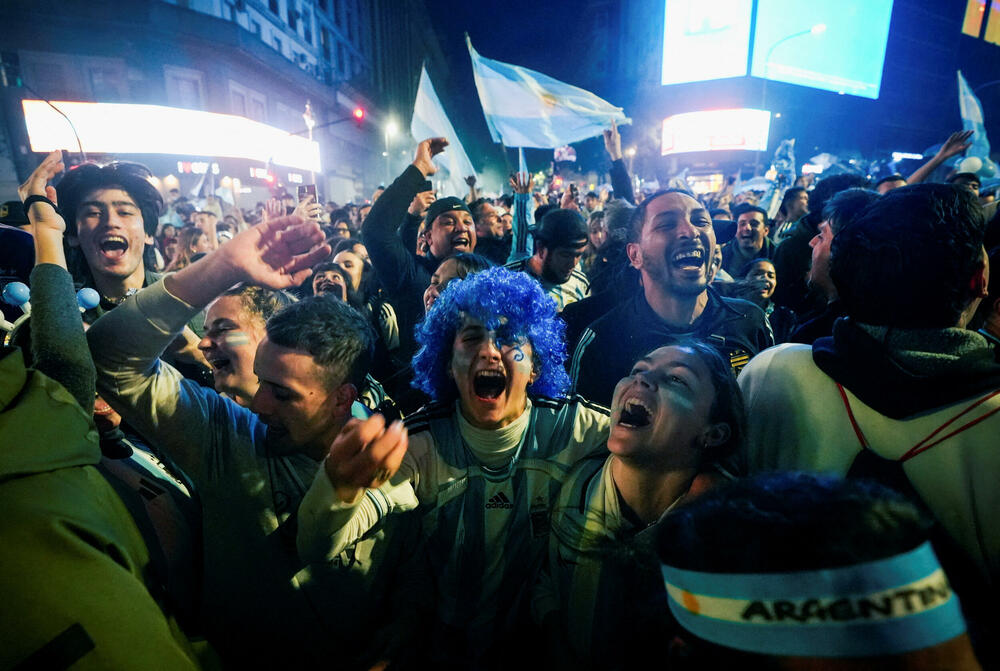 <p>Fudbal je u Argentini više od sporta, a kada se preko velikog rivala izbori novo finale Svjetskog prvenstva onda je "ludnica" još veća.<br /> </p>