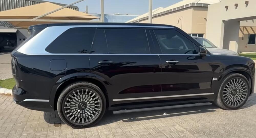 Kineski luksuzni SUV dobija novu verziju: Zeekr 9X cilja kupce...