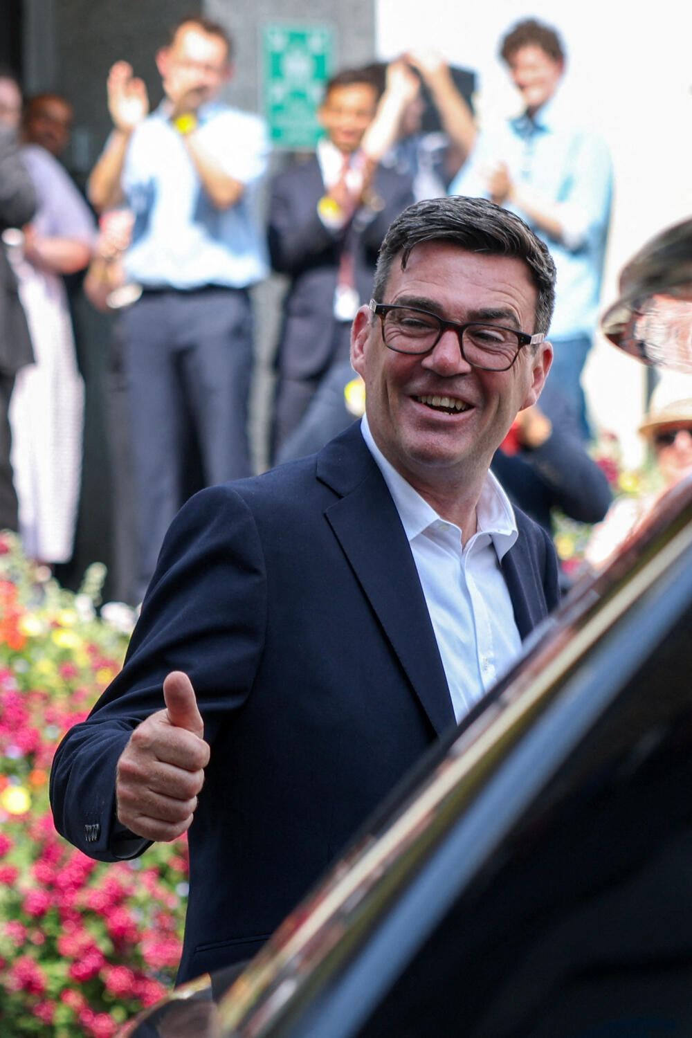 <p>Obraćajući se okupljenim visokim funkcionerima Laburističke partije i njenim pristalicama, Endi Barnam je rekao da zemlja "vapi za novom politikom". Međutim, upozorio je i da je ovo laburistima "posljednja prilika za promjene" i da stranka mora da ih sprovede zajedno, kao jedinstven pokret</p>