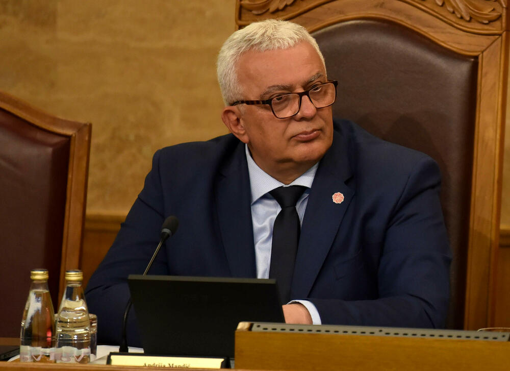 Bez odgovora: Andrija Mandić